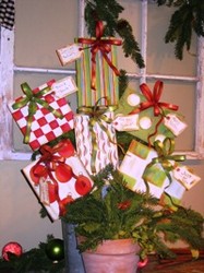 Gift Box Stakes