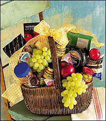 Gourmet Picnic Basket Davis Floral Clayton Indiana from Davis Floral